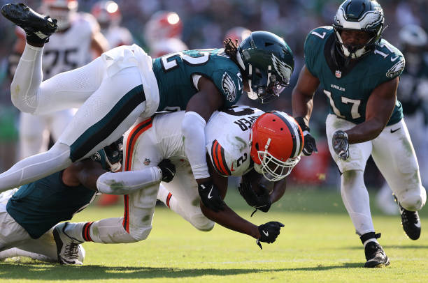 Cleveland Browns wide receiver Amari Cooper (2)